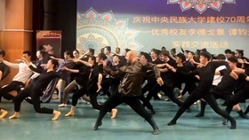 最新手花广场舞,实地调研解释定义_策略版42.51.34