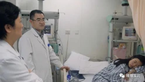 双胞胎死亡事件，护士检查与先进技术执行分析揭秘