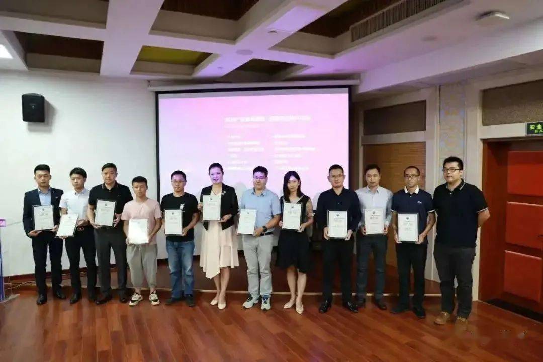 英德中裕金鑫城最新消息，揭秘2月26日动态