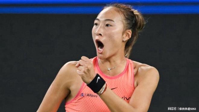 郑钦文2-0横扫施耐德，顺利晋级决赛，比赛精彩回顾