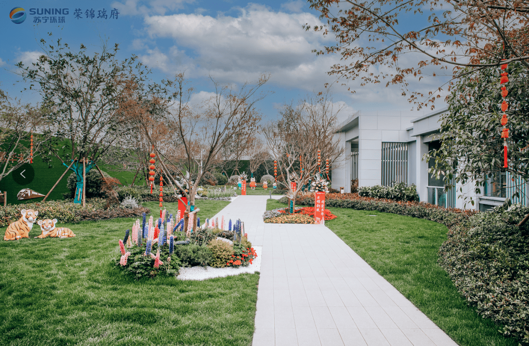 高碑店玫瑰园科技新品亮相，体验未来生活的浪漫之旅