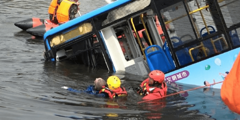 安顺公交事件最新动态及其引发的深思，公众立场与决策考量探讨