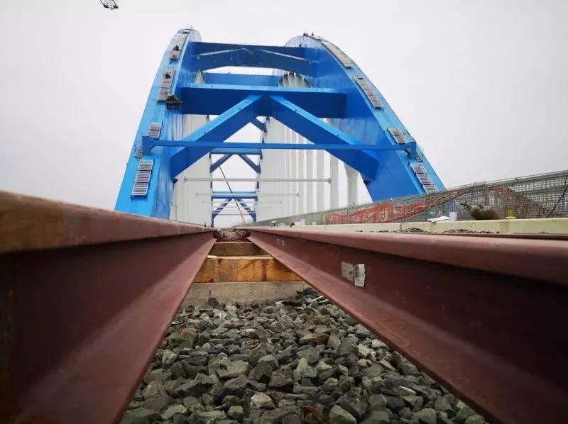 南崇高铁最新进展解析，全线动态抢先看，27日最新消息全解读