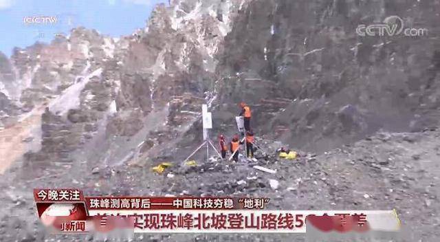 未来祭拜新体验，革命性坟地科技产品发布！