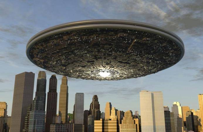 震撼目击，揭秘外星人最新UFO真相，不明飞行物目击事件独家报道！