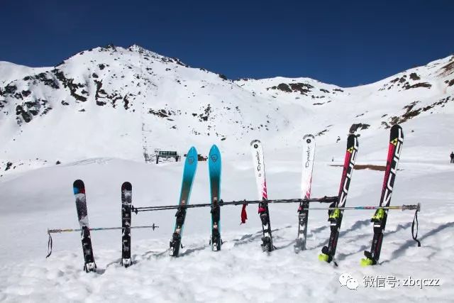 南山雪场最新雪况报告，31日雪上盛宴的盛况展示