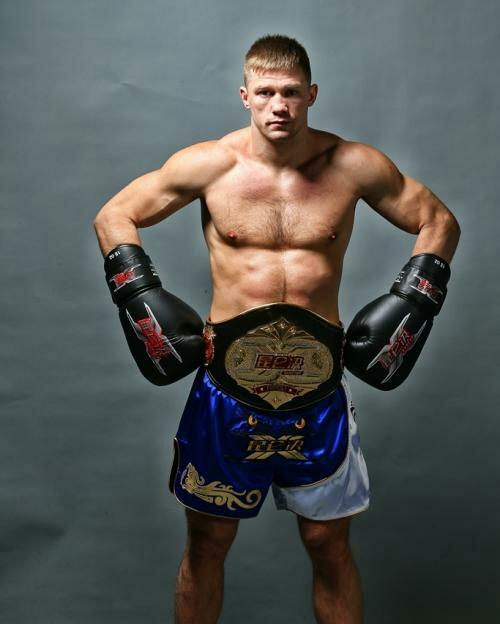 11月3日死神方便比赛精彩回顾与分析，赛场速递最新一期战斗瞬间