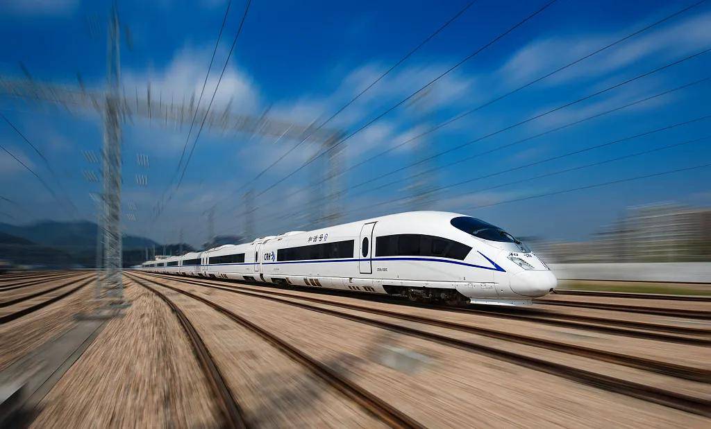 广汕高铁最新进展与小巷深处的独特风味，隐藏瑰宝的探秘之旅