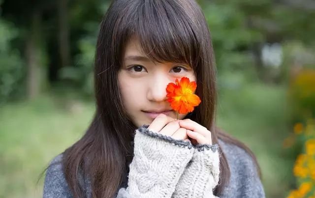 坑州女孩闪耀时刻，学习改变命运，自信铸就辉煌（11月6日最新报道）