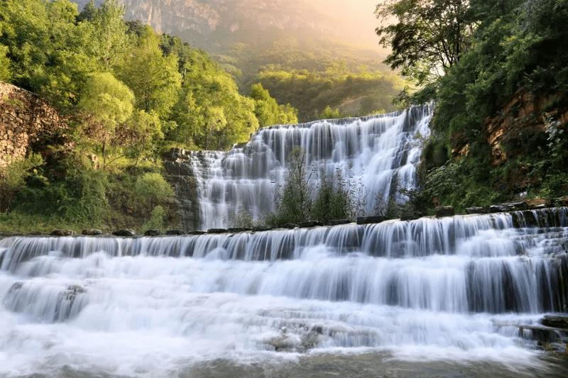 今年最新峡谷，创新与传统的交融之路何去何从？