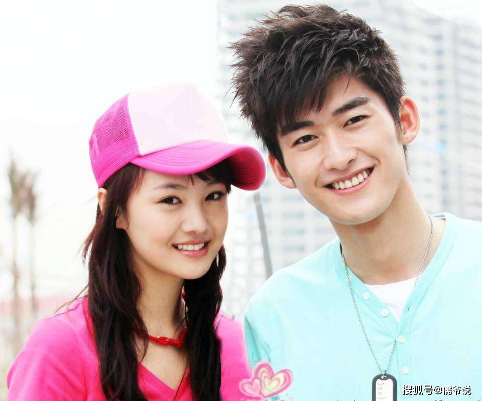 本月娜扎郑爽张翰最新动态评测，深度剖析特性、用户体验与目标用户群体分析