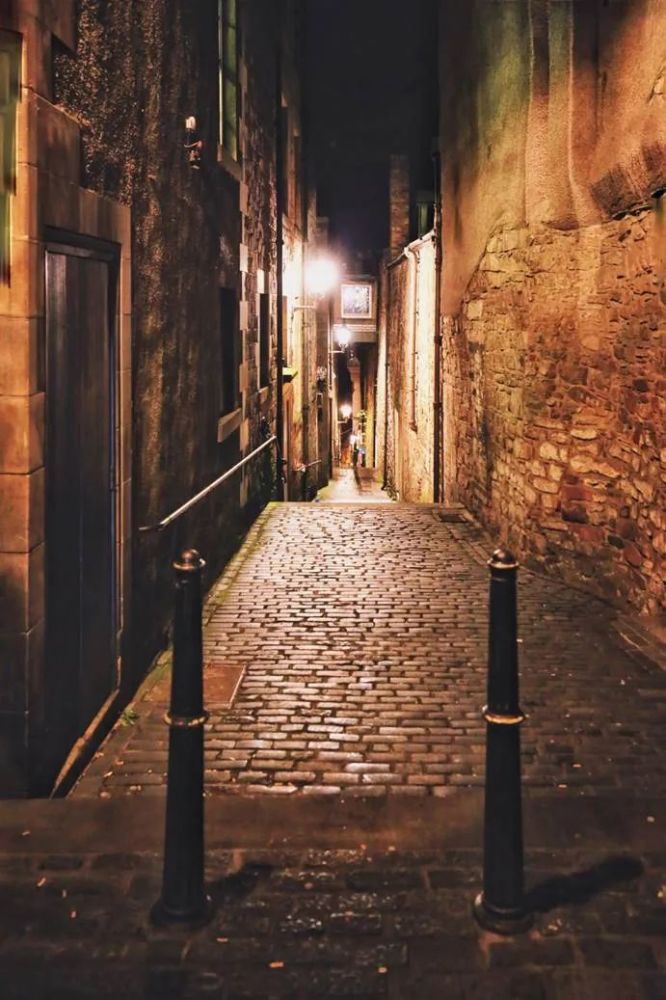 探秘黄金宝藏，今年黄金价格最新消息与独特小店的神秘故事