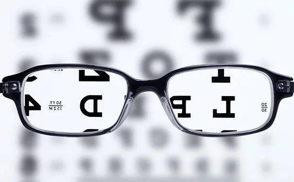 启程新视界之旅，近视手术后的自然美景探索之旅