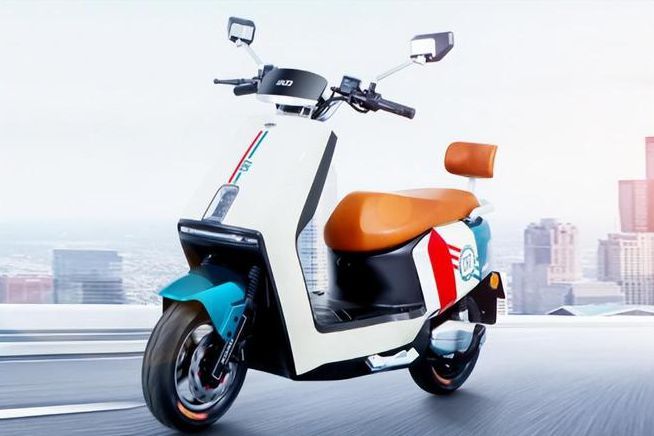 小刀电动车最新款评测报告，价格、特性、使用体验与目标用户深度解析及图片展示