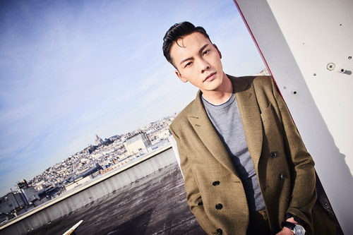 陈伟霆最新路透图曝光,探寻神秘魅力瞬间,一睹陈伟霆风采(2024年11月14日)