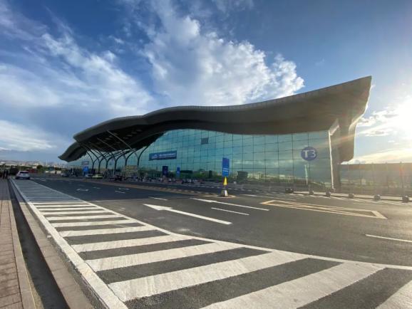 乌鲁木齐机场扩建背后的故事，友谊与成长的温馨日常（最新进展）