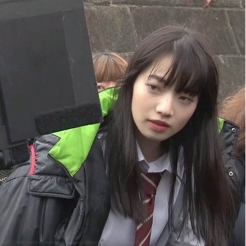 小松菜奈最新图片曝光，温馨日常的色彩记忆（2024年11月14日）