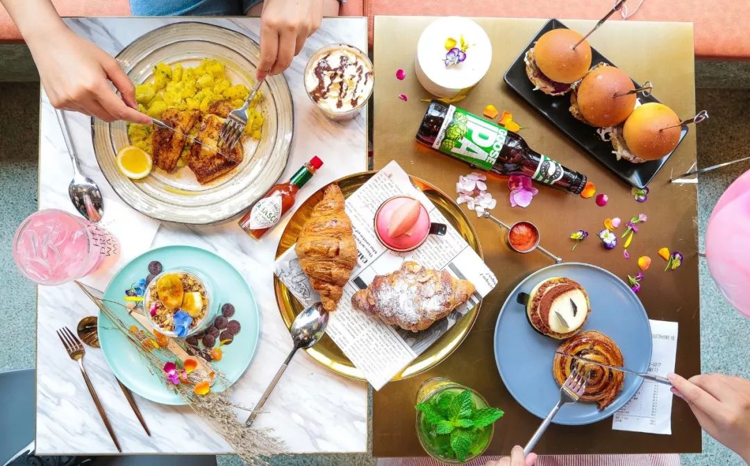 揭秘，往年11月16日最新明档菜与时尚美食三大看点解析