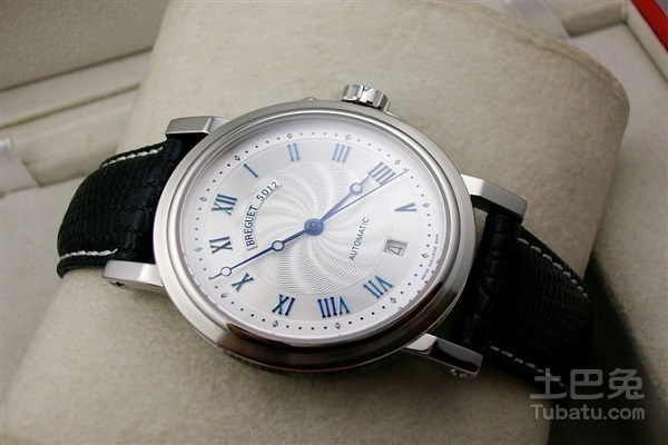 万国表最新款11月高科技腕表，革新之作，领略科技魅力，启程未来时光之旅