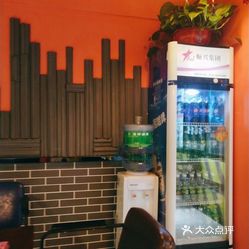 探秘苹果最新看片，小巷深处的特色小店之旅揭秘