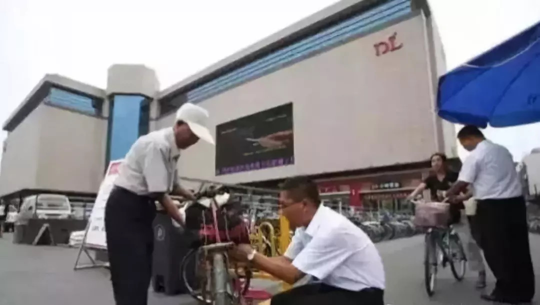 往年11月17日胖东来最新动态回顾与解读，发展轨迹与解读胖东来的成长历程