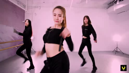 泫雅动感舞蹈视频，舞台魅力引爆潮流风尚（2024年最新）