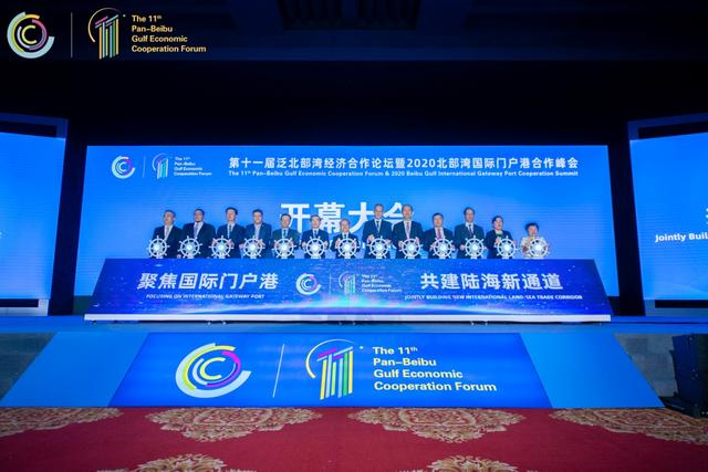 浅笑轻吟梦一曲 第17页