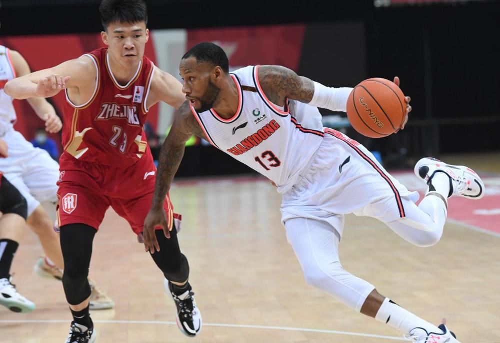 花开无言 第16页