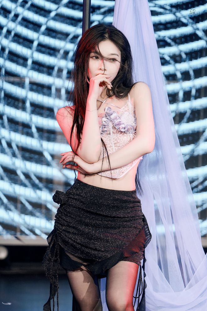 朴佳琳11月17日最新舞蹈盛宴，视觉与艺术的极致交融