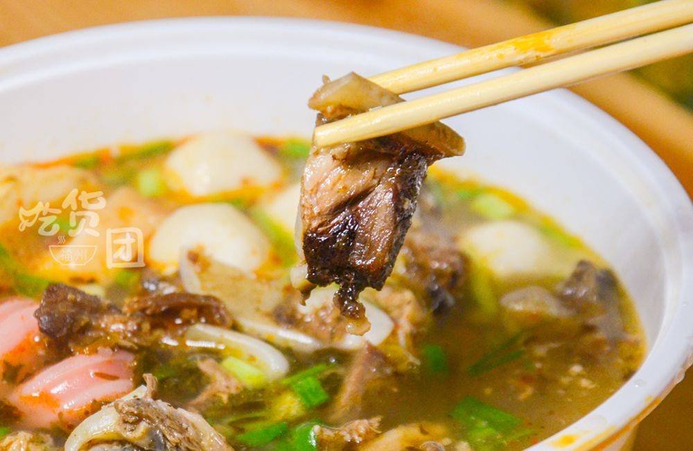 探秘美食天堂,历史上的11月17日一拖最新消息带你走进隐藏小巷深处的独特风味