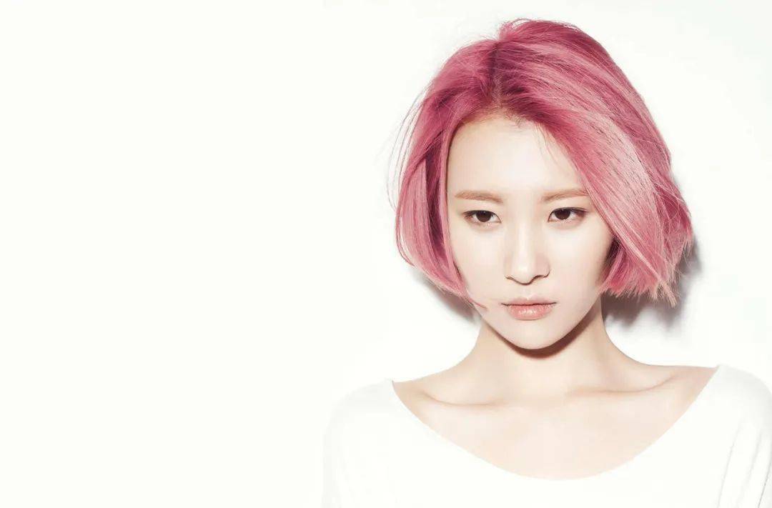 温情与友情交织的发型故事，回顾2019年11月17日最新发型女时尚潮流