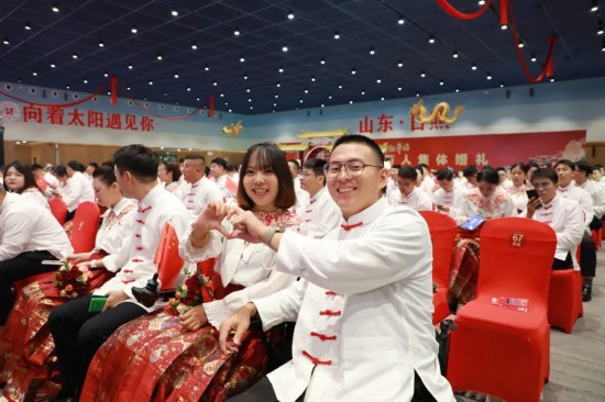 河南闹洞房新风尚，变化的力量与自信成就感的源泉视频曝光