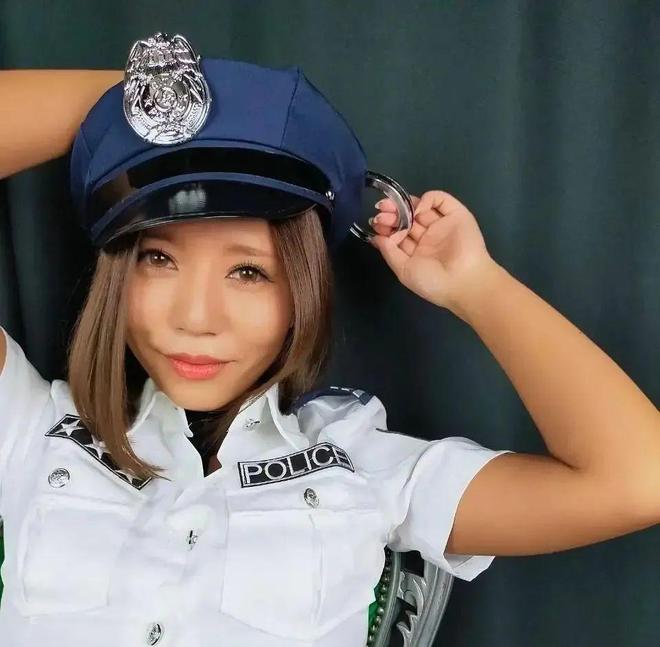 历史上的11月17日与西条琉璃的最新动态揭秘