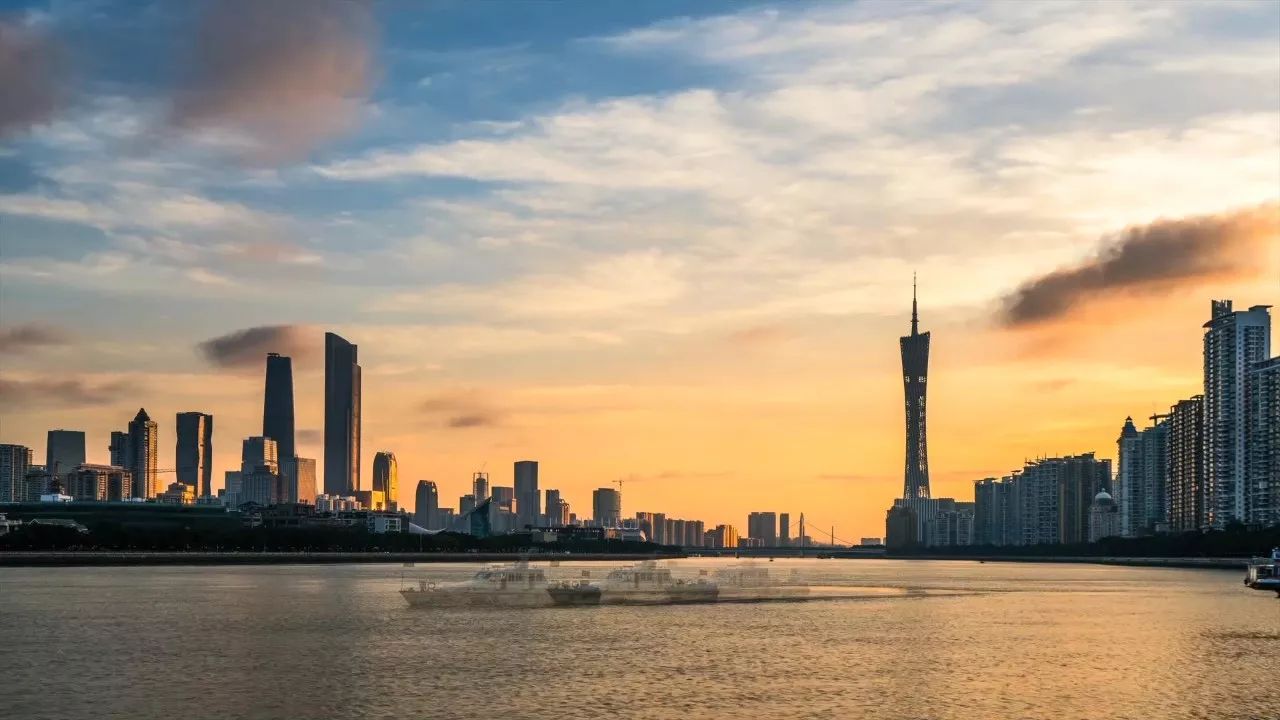 往年11月10日实时地球桌面背景，价值与争议并存