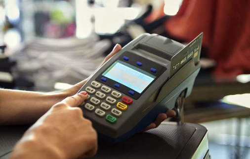 新一代实时到账智能收款机，科技重塑收款体验，实现月结实时到账