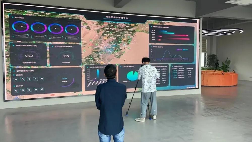中台数据实时播报，引领数字化转型的核心力量