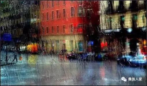 沈阳雨中交响曲实时直播，雨幕下的城市交响曲