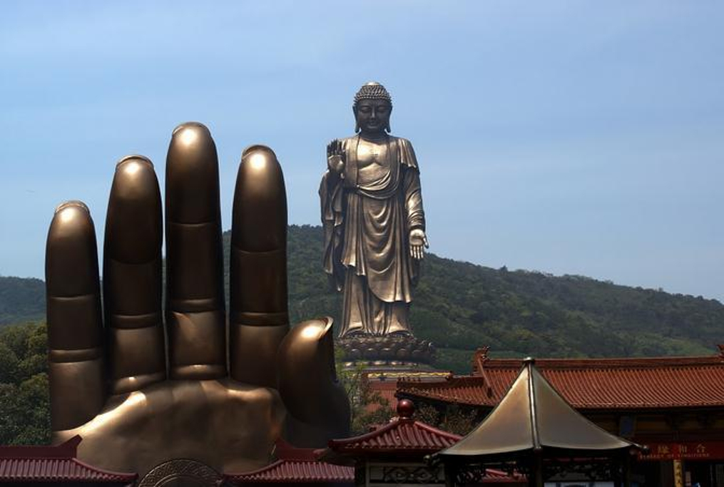 探寻神秘佛国，灵山大佛实时直播之旅