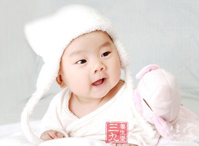 最新女孩宝宝名字与小名精选，文化与时尚的结合，寓意美好