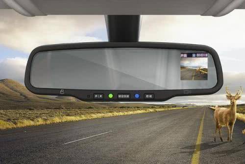 A3行车记录仪实时记录，驾驶安全无忧的贴心伴侣