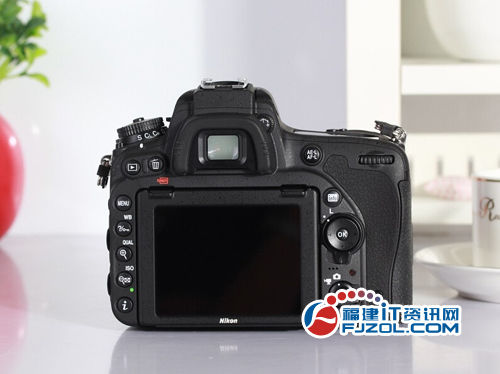 尼康D750实时取景功能详解，如何开启及使用操作指南