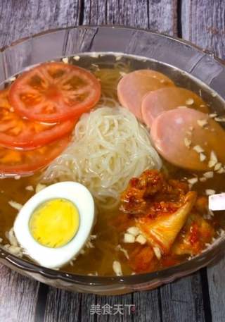 独家秘制大冷面：自制大冷面的做法 