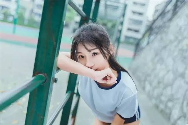 高效补课秘籍，美女学霸的逆袭之路