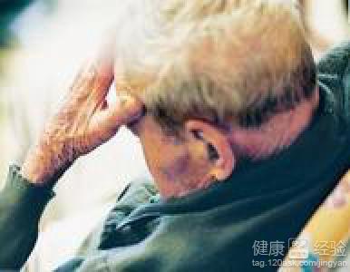 突发脑梗病人睡着：脑梗塞病人睡觉突然来回翻身 