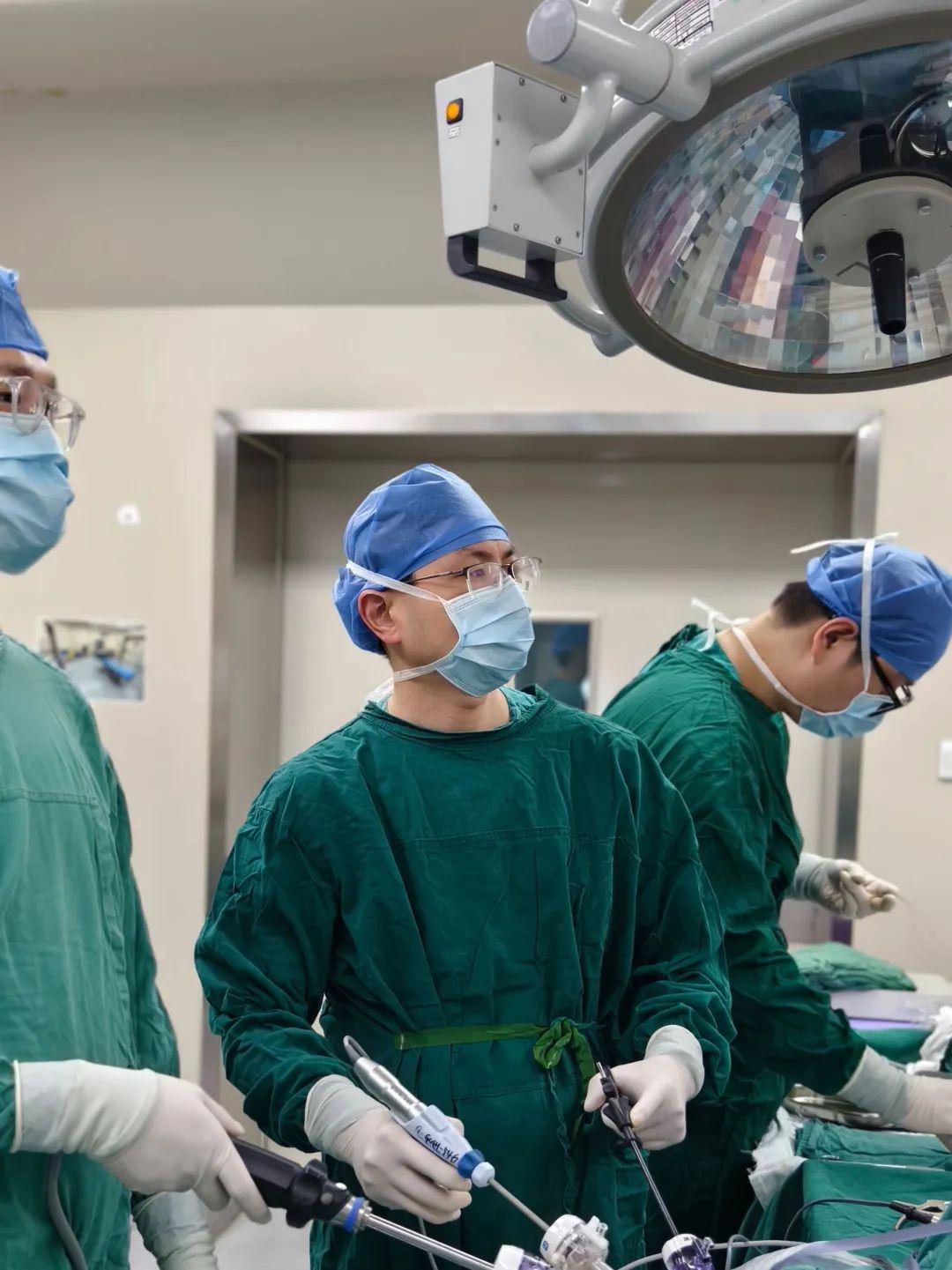 结石痛不断发烧：结石引起高烧退不下来怎么办 