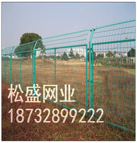 绿色护栏安装规范要求：公路绿色护栏 