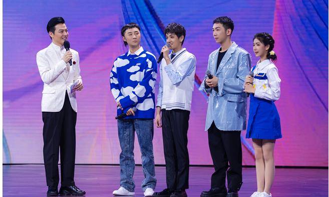 突发奇想的唱歌：突发奇想主持人 