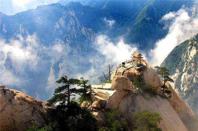 华山夏日旅游攻略，探险之旅正当时