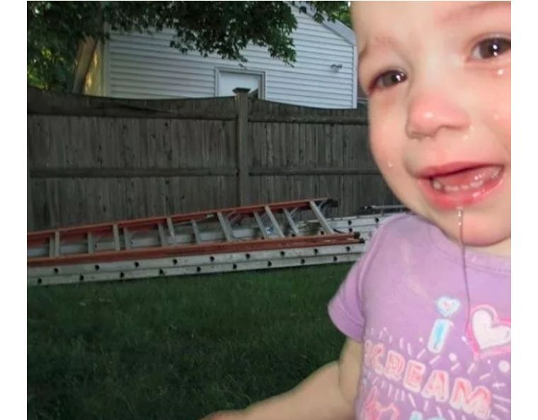 婴儿不断哭泣：婴儿一直哭停不下来 