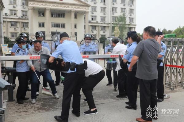 法院安全突发事件：法院突发事件演练 